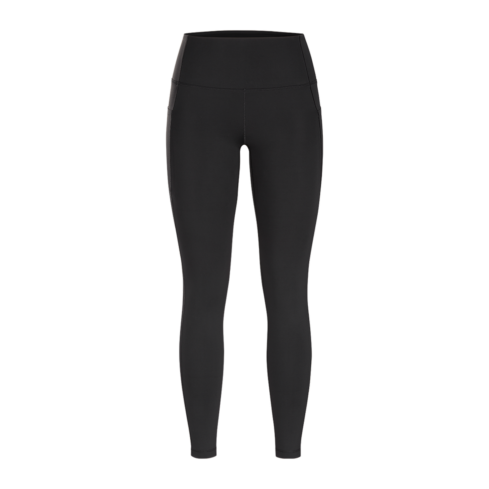 Vuori Studio Brand-patch Flared-leg Stretch-woven leggings X in Black