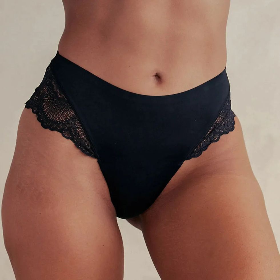 Maidenform Firm-Control Shaping Brief Black Lace S Women's