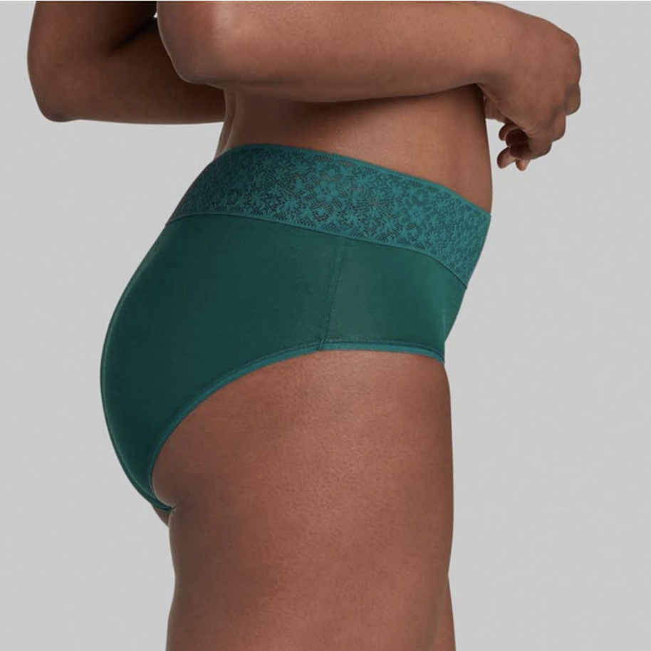 Underwear that DONT ROLL DOWN for pancake belly? - December 2020