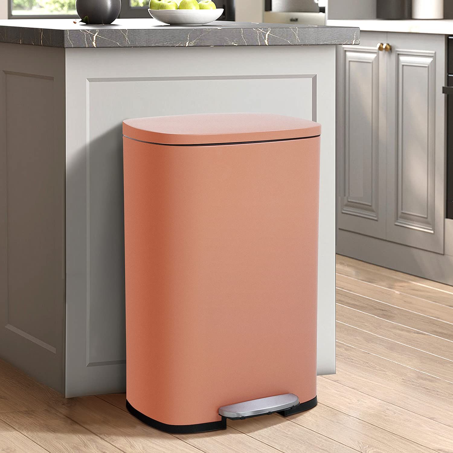 15 Stylish Kitchen Trash Cans We Love In 2024   1706025847 71uQAS1I9lL 