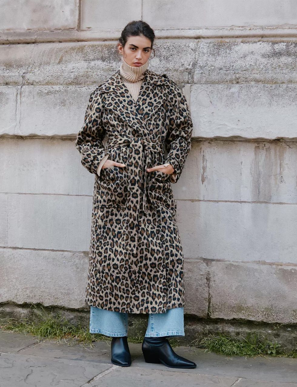 How To Pick A Leopard Print Shirt Dress For The Office