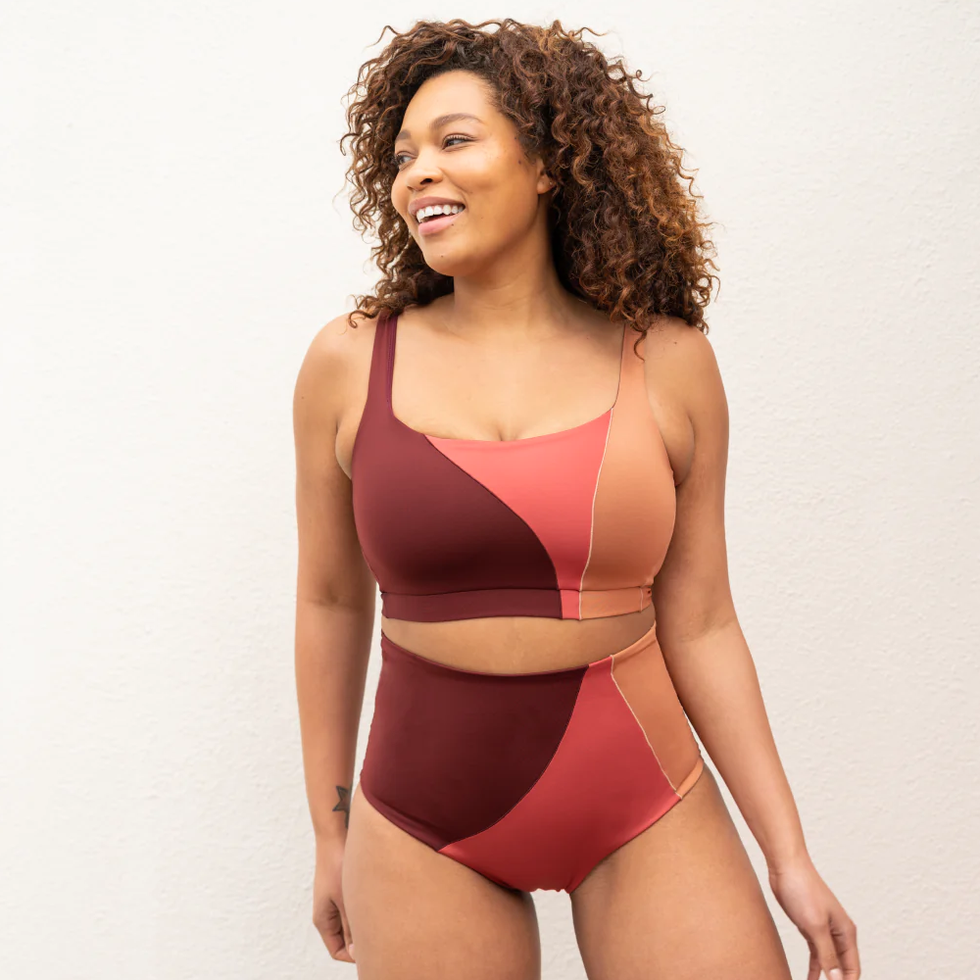 Square Neck swimsuit - online shop Bebe Concept