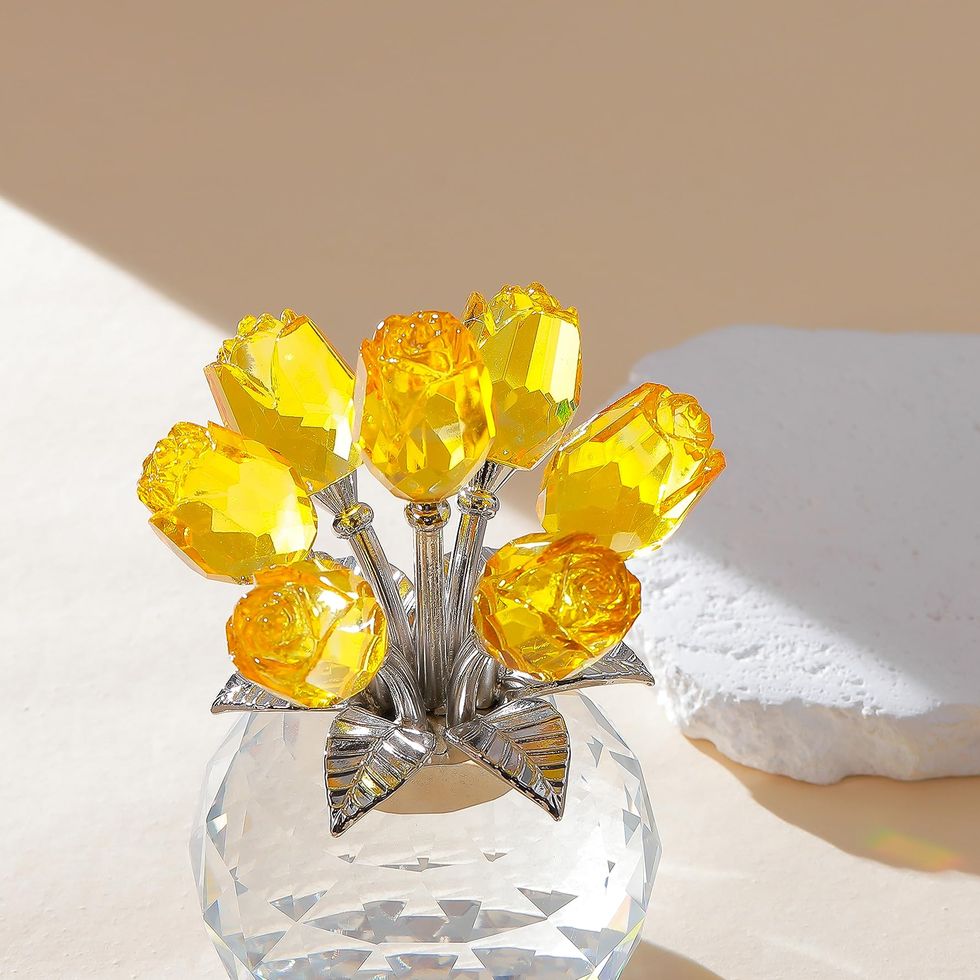 Yellow Rose Crystal Figurine With Vase