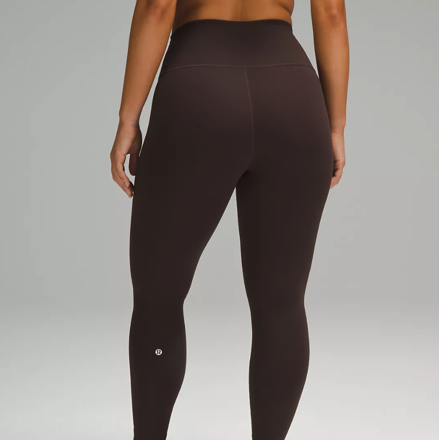 The Workout Leggings That Miraculously Fit My Butt Without Falling Down