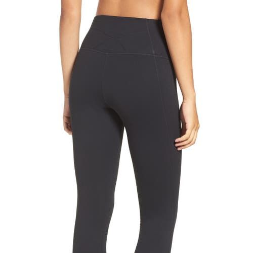16 Butt Lifting Leggings to Accentuate Glutes, According to Reviews