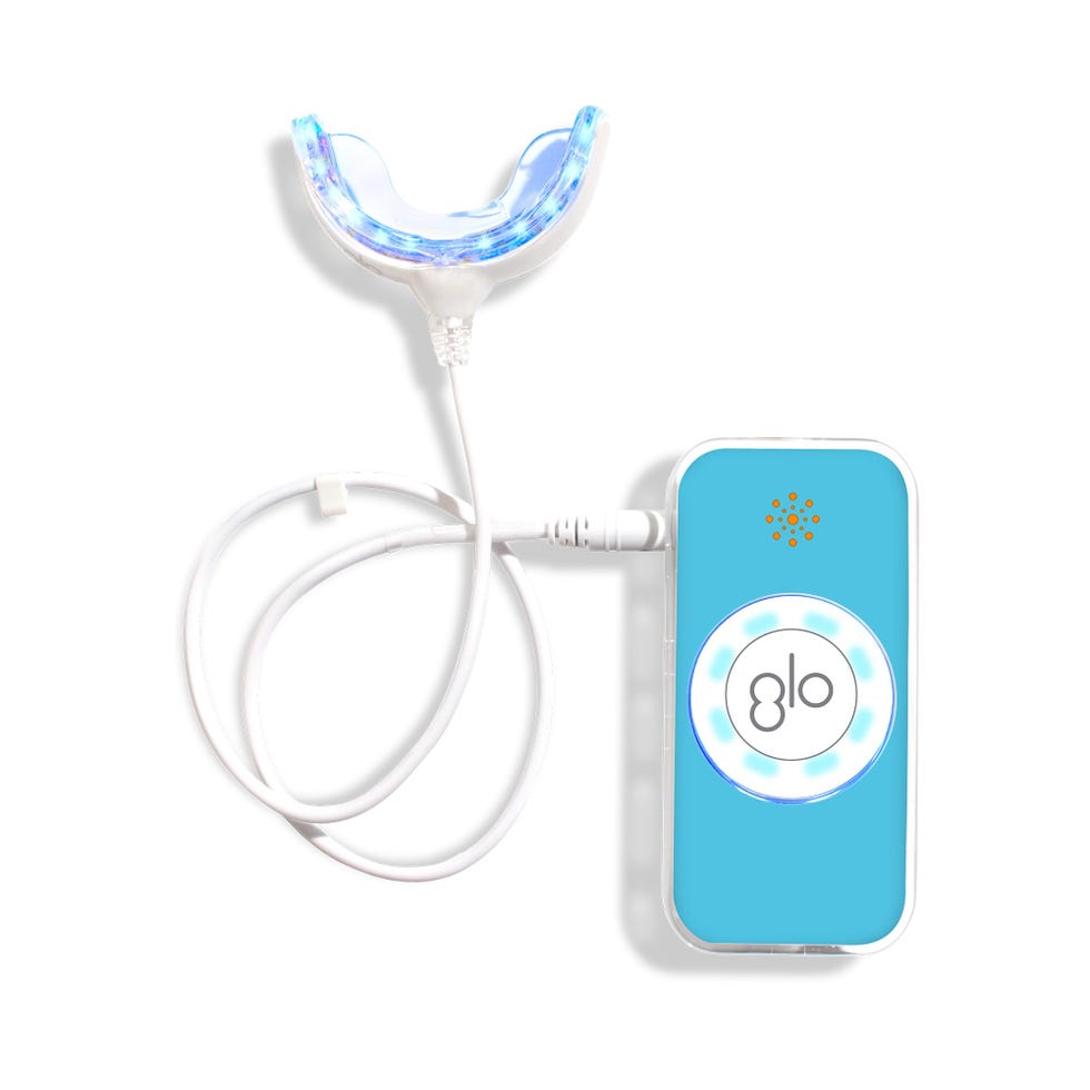 Brilliant teeth whitening device