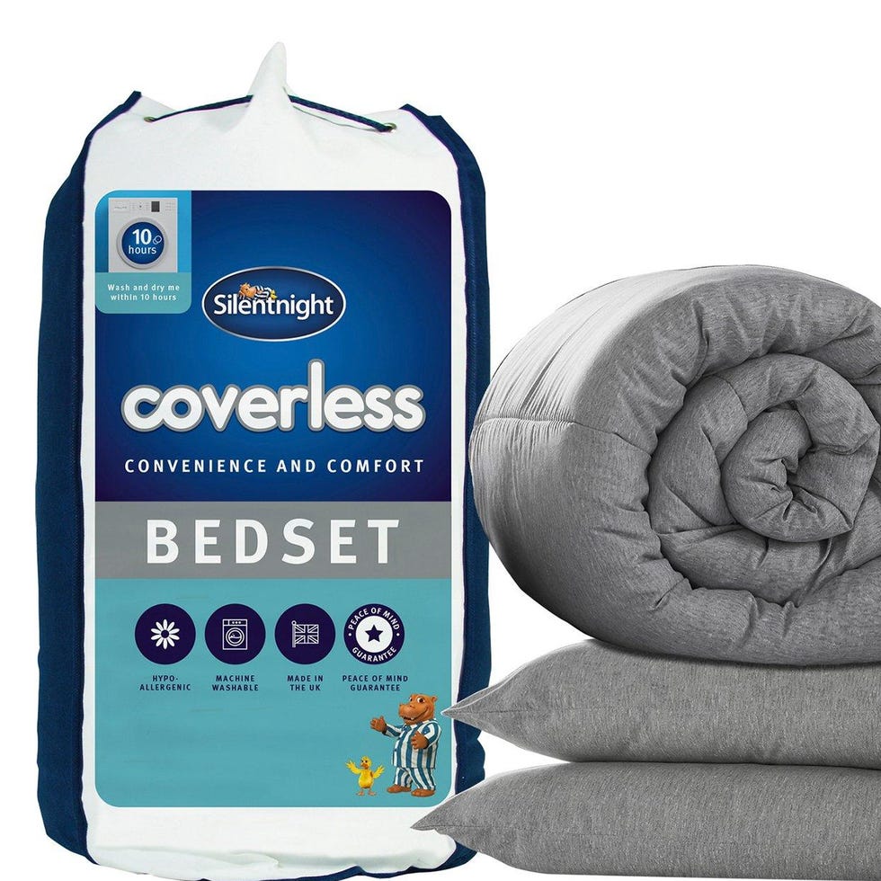 Silentnight Coverless Washable 10.5 Tog Comforter and Pillow Set Silentnight Coverless Washable 10.5 Tog Comforter and Pillow Set