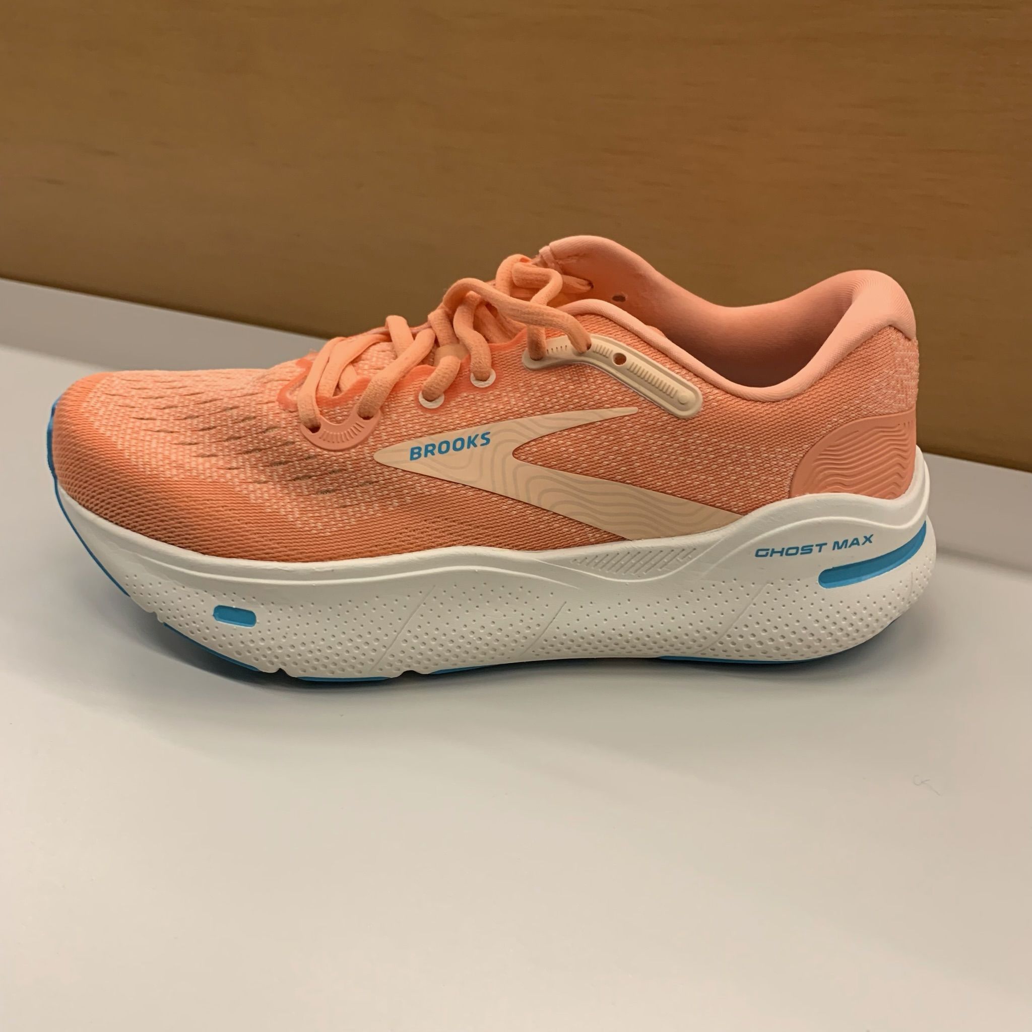 Sports shoes under 300 on sale rupees