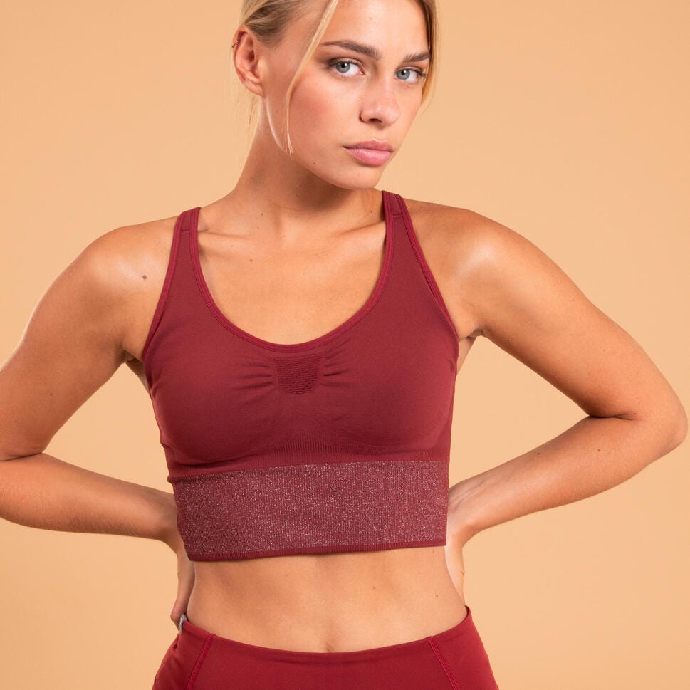 Abbigliamento yoga: 10 completi comodi e colorati