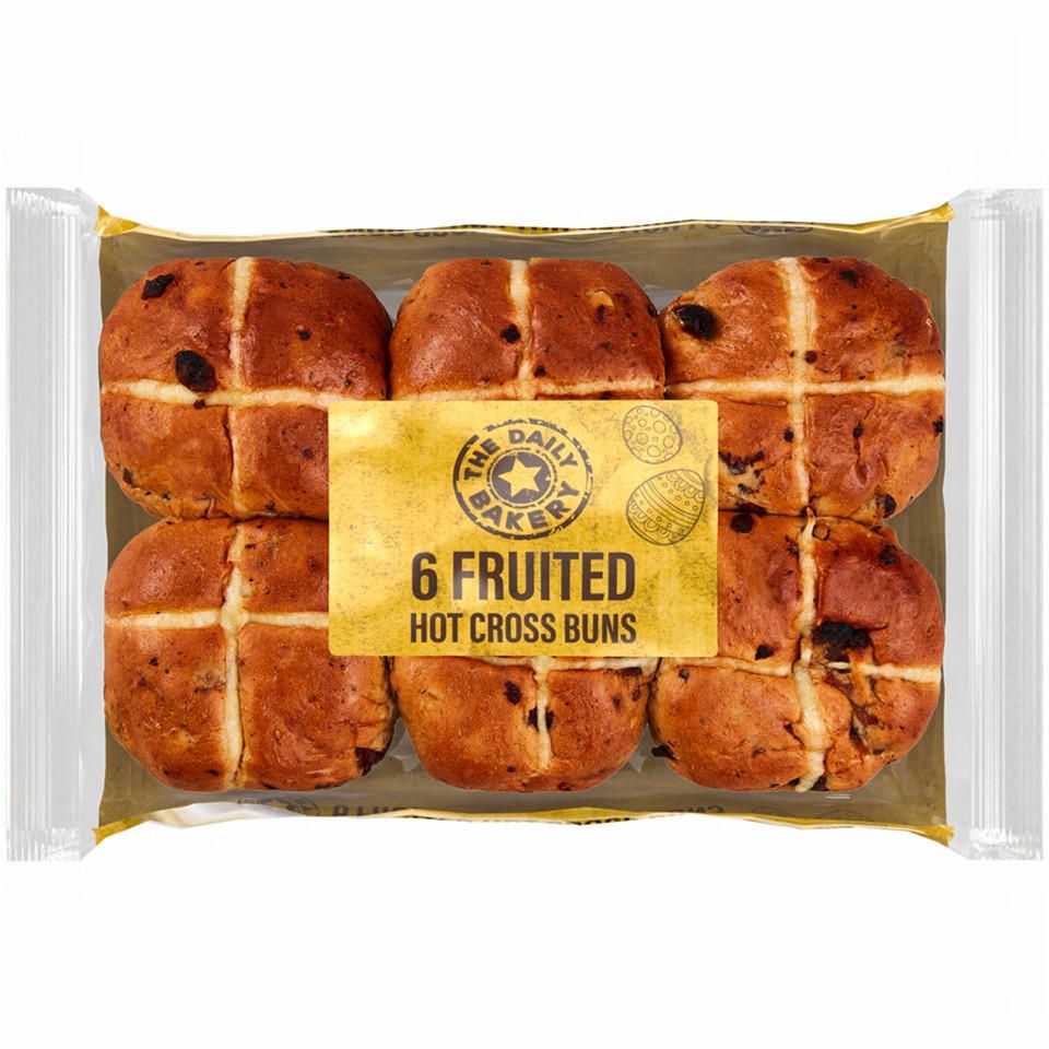 Iceland The Daily Bakery 6 Fruited Hot Cross Buns