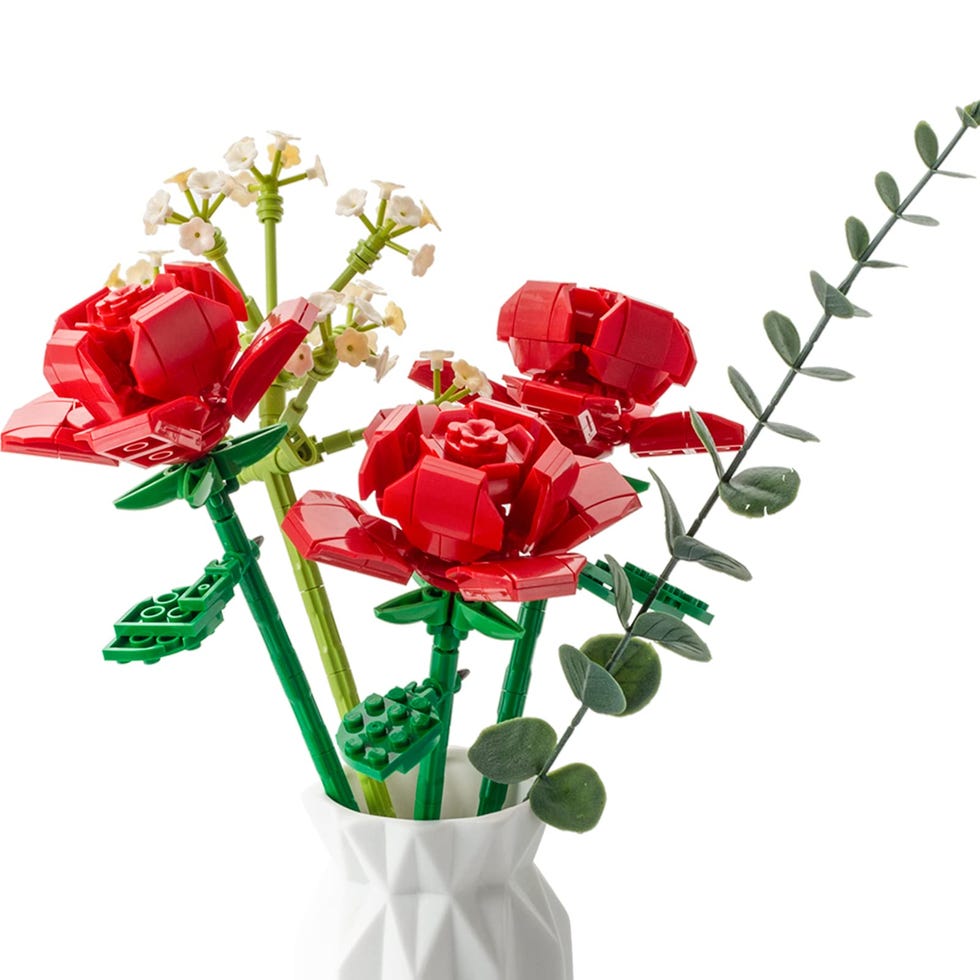 Ramo de flores con rosas
