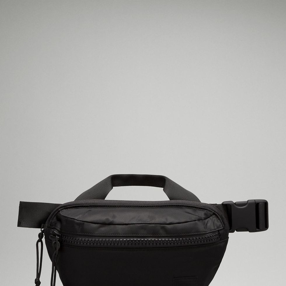 The lululemon Belt Bag Is Back In Stock - PureWow