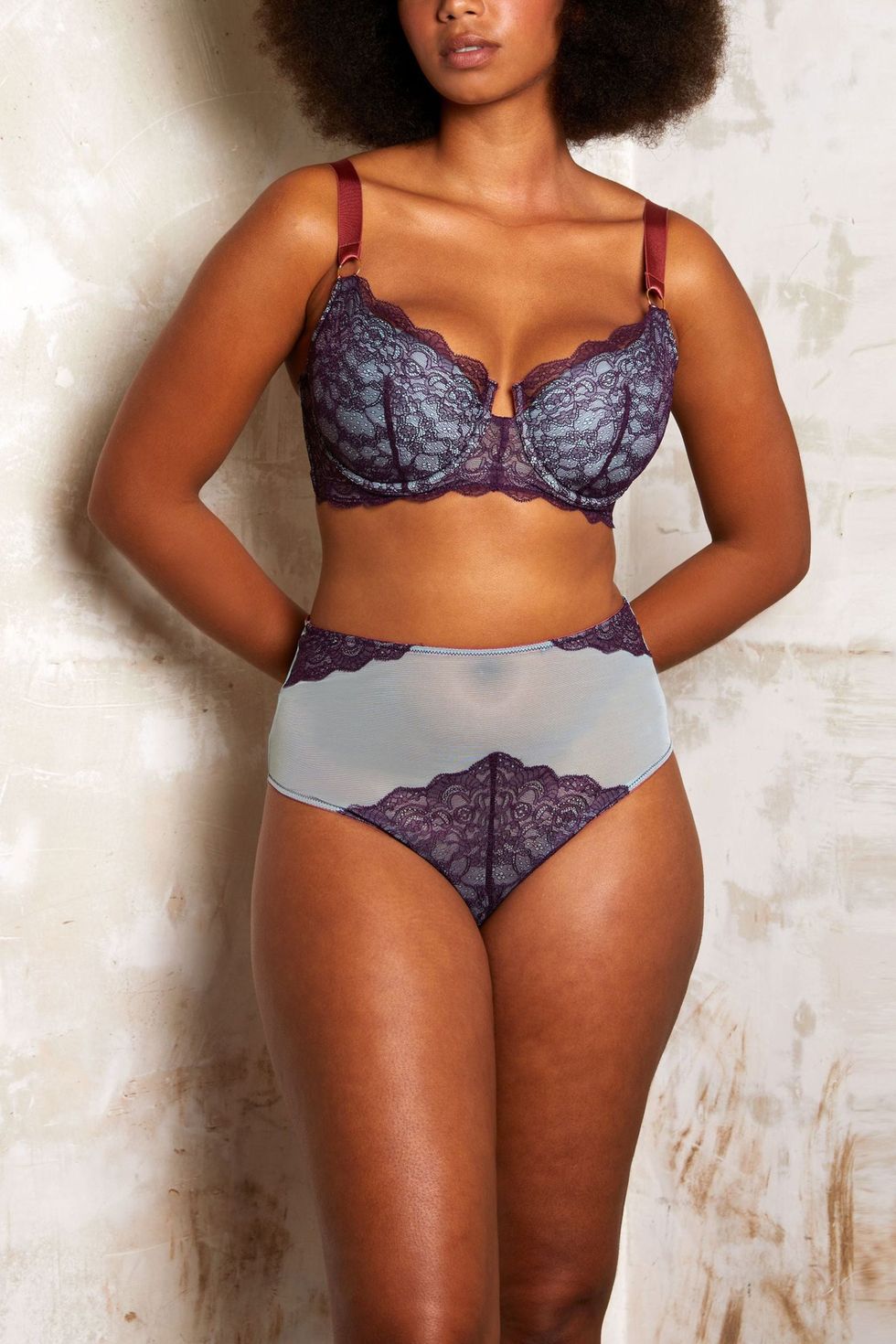 Sexy plus size lingerie brands to buy right now