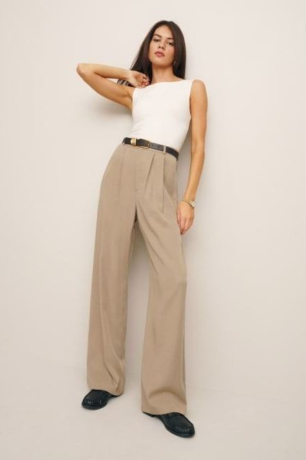 Obsessed with the stretch woven wide leg pant (bone, size S