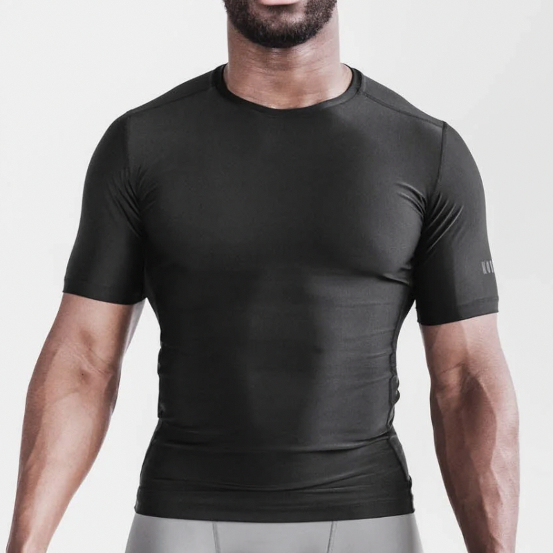 Every Runner Must Have Under Armour Compression Shirts for Better