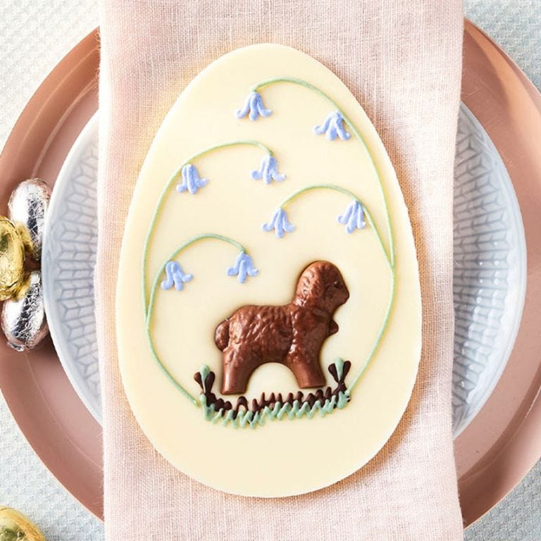 Bettys White Chocolate Spring Lamb Flat Egg