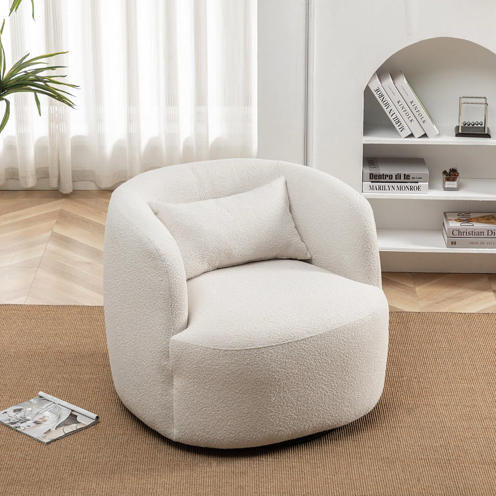 10 Best Faux Shearling Chairs of 2024