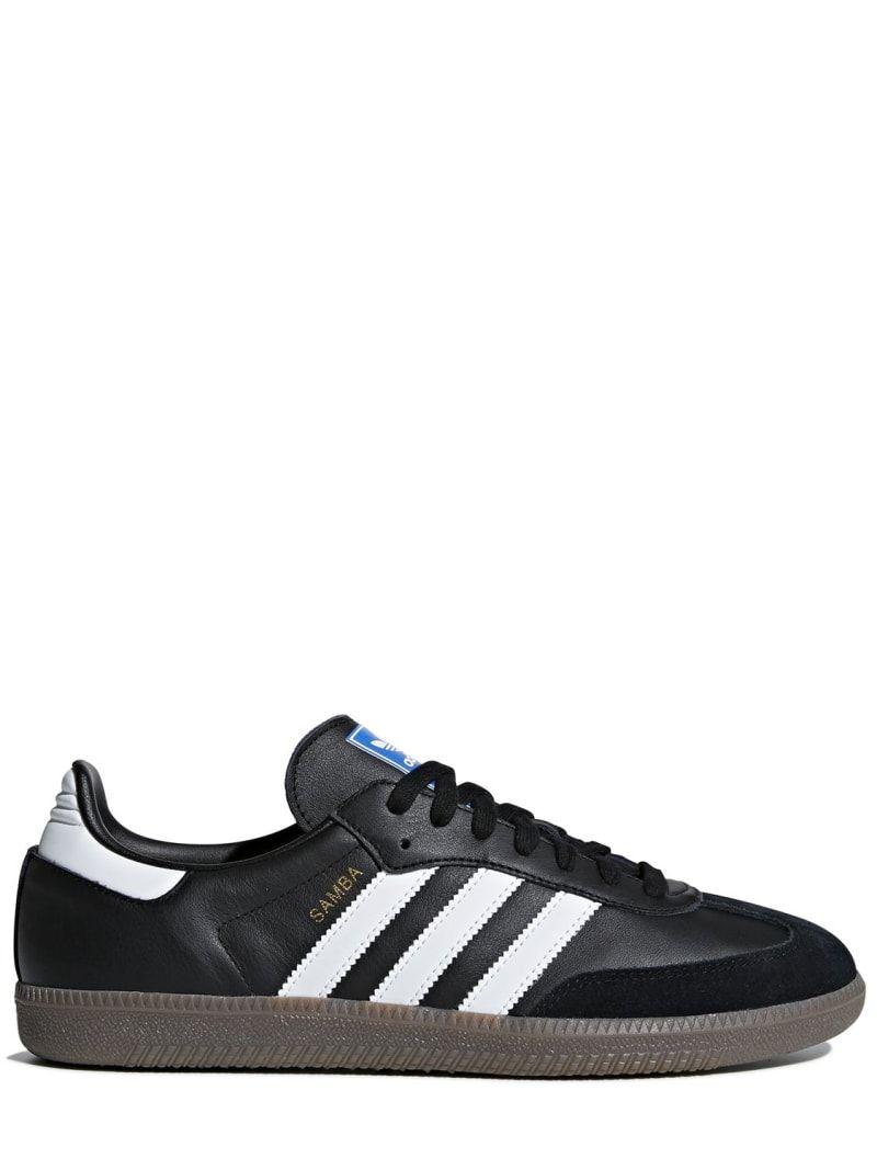 Adidas nere hot sale punta bianca