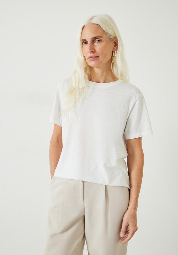 Camiseta flameada de algodón con cuello redondo Hattie