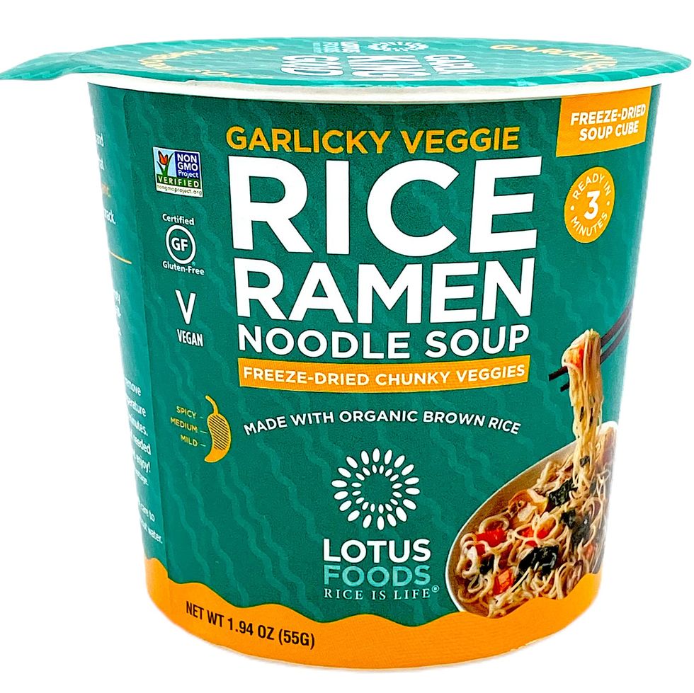 Garlicky Veggie Rice Ramen Noodle Soup