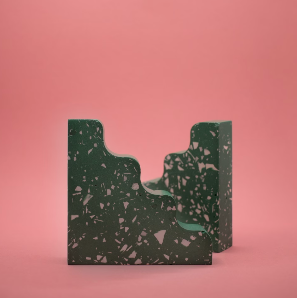 Gilly Wavy Book Ends
