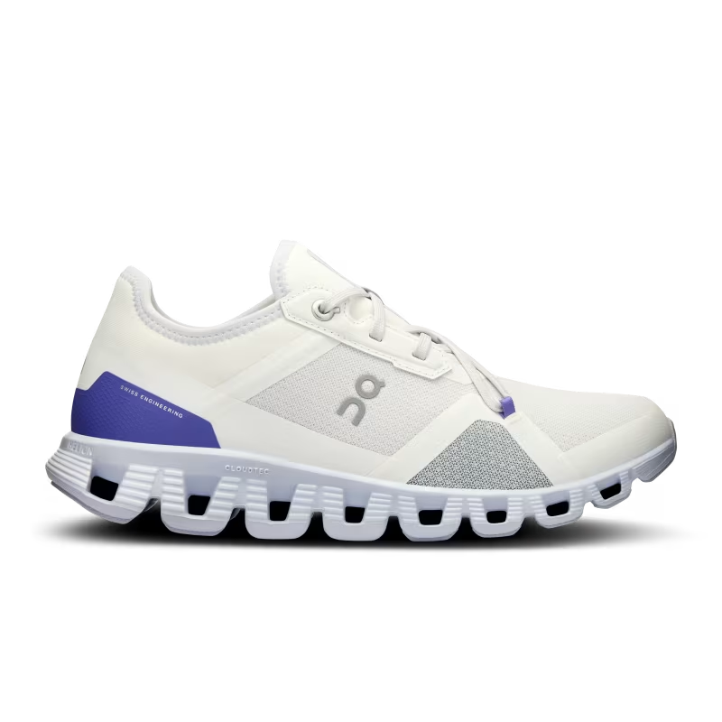 7 Best On Cloud Shoes For Walking According To Footwear Pros 7-best-on-cloud-shoes-for-walking-according-to-footwear-pros