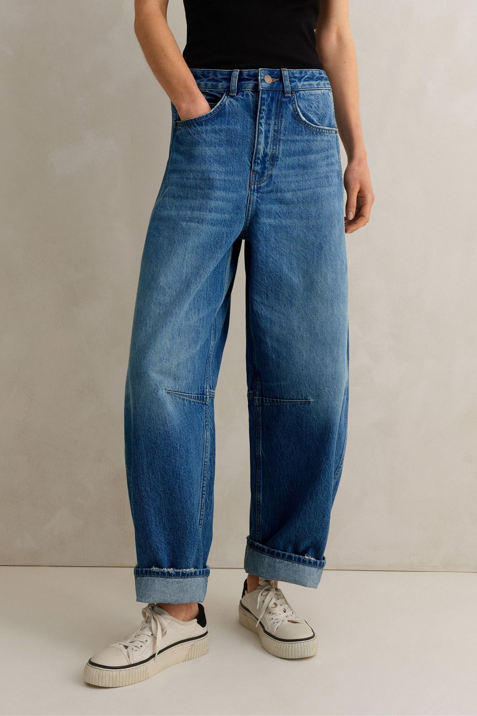 Barrel Jeans Are the Controversial Denim Trend That's Continuing to Divide  the Fashion Set