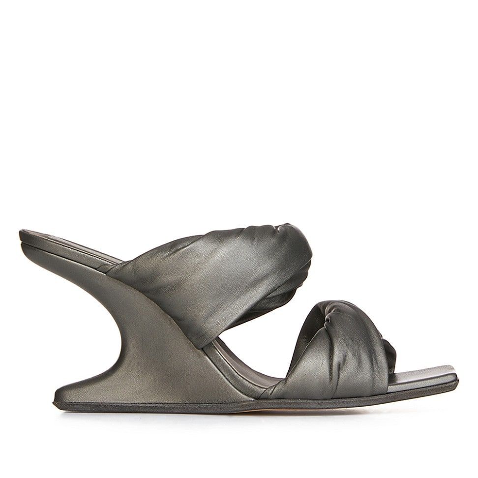 Cantilever Leather Twisted Sandals