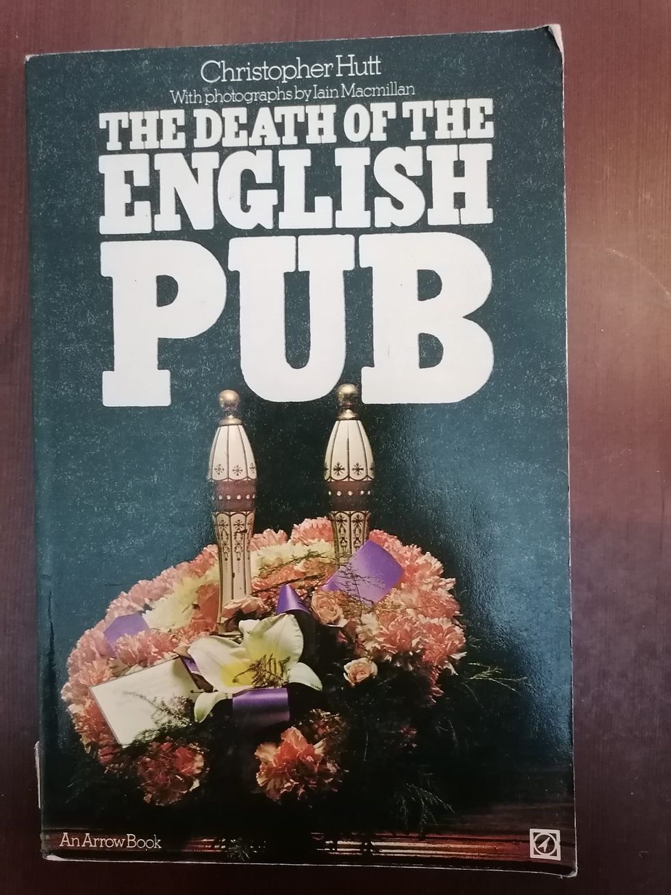 Death of the English Pub, Christopher Hutt