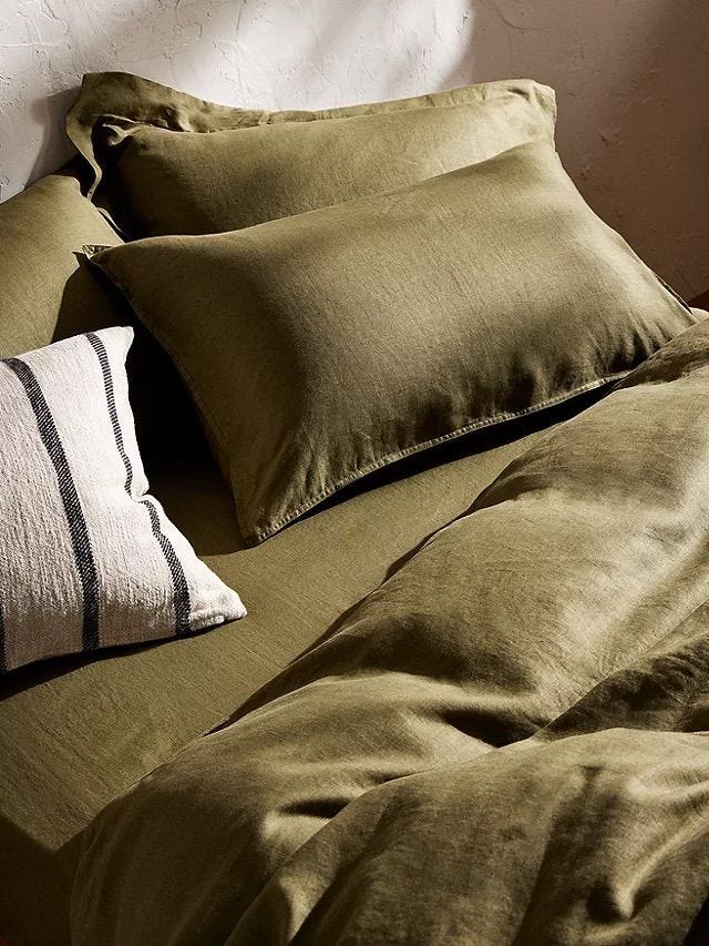 11 Best Linen Bedding Sets For Style And Sleep