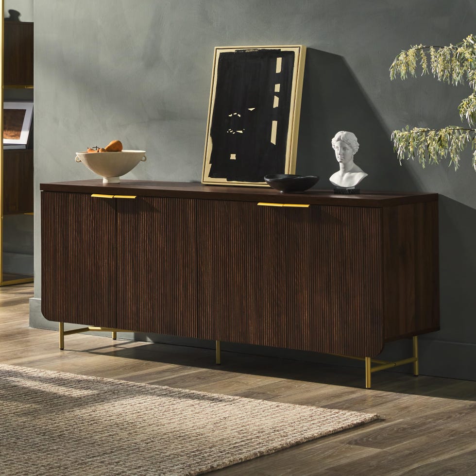 Gabinete buffet estriado