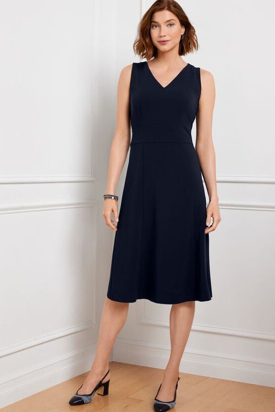The Best Travel Dresses - Cute, Quick Drying & Wrinkle Free! (2021