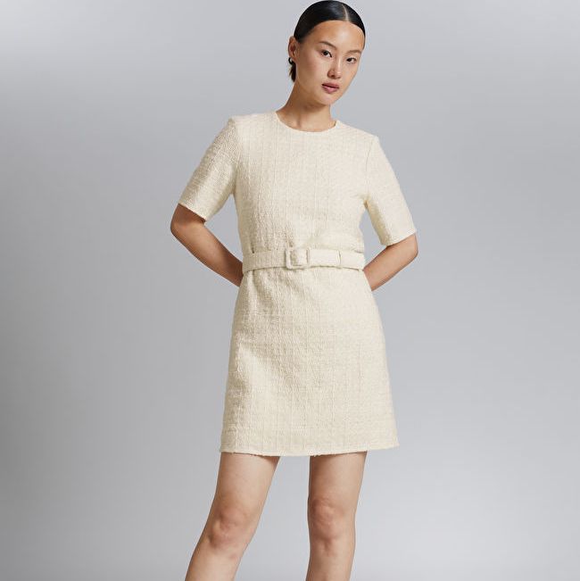 Minikleid aus Tweed mit Gürtel