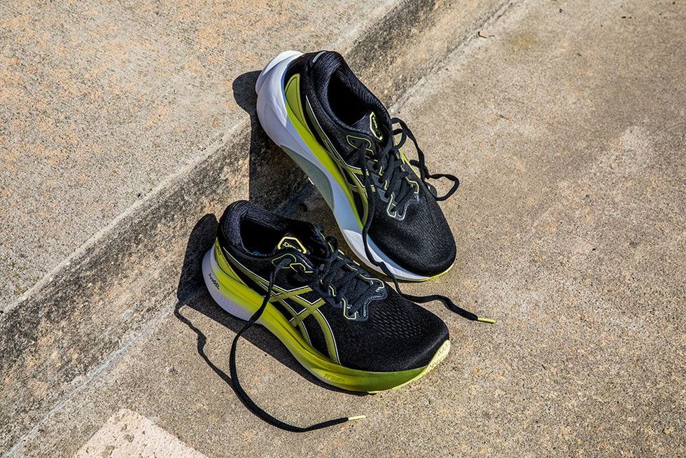 The 10 Best Running Shoes for Flat Feet in 2024 - Shoes for Flat
