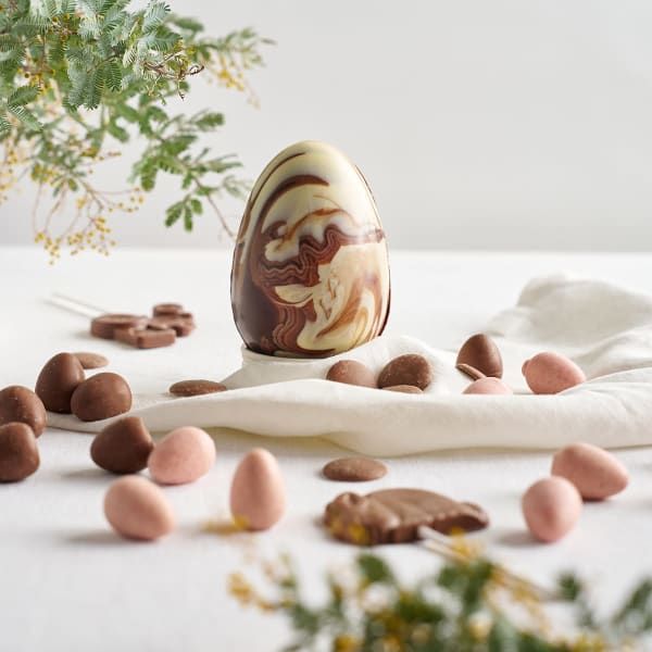 Marbled Chocolate Egg
