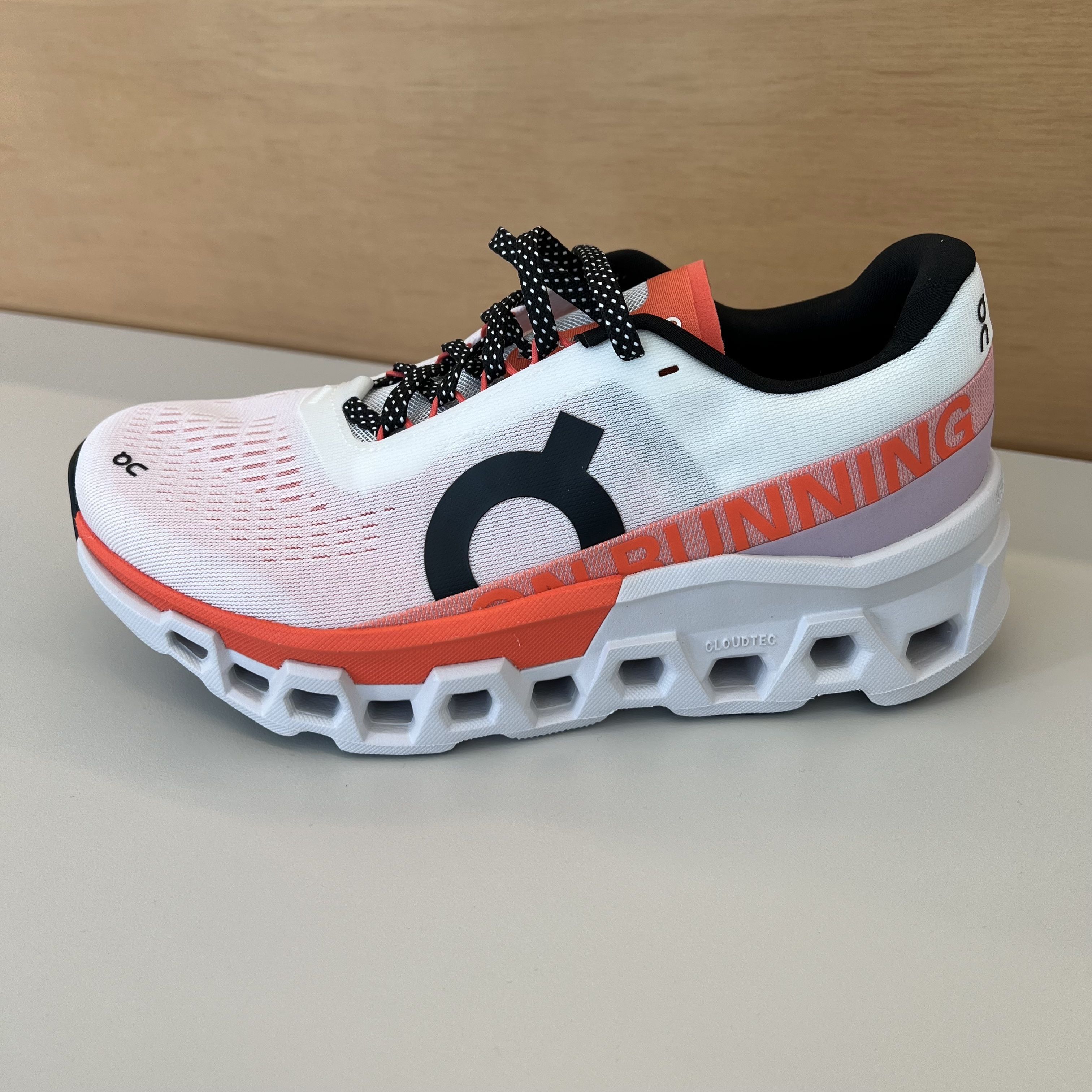 On Cloud Walking Shoes for Men: Comfort and Performance Combined