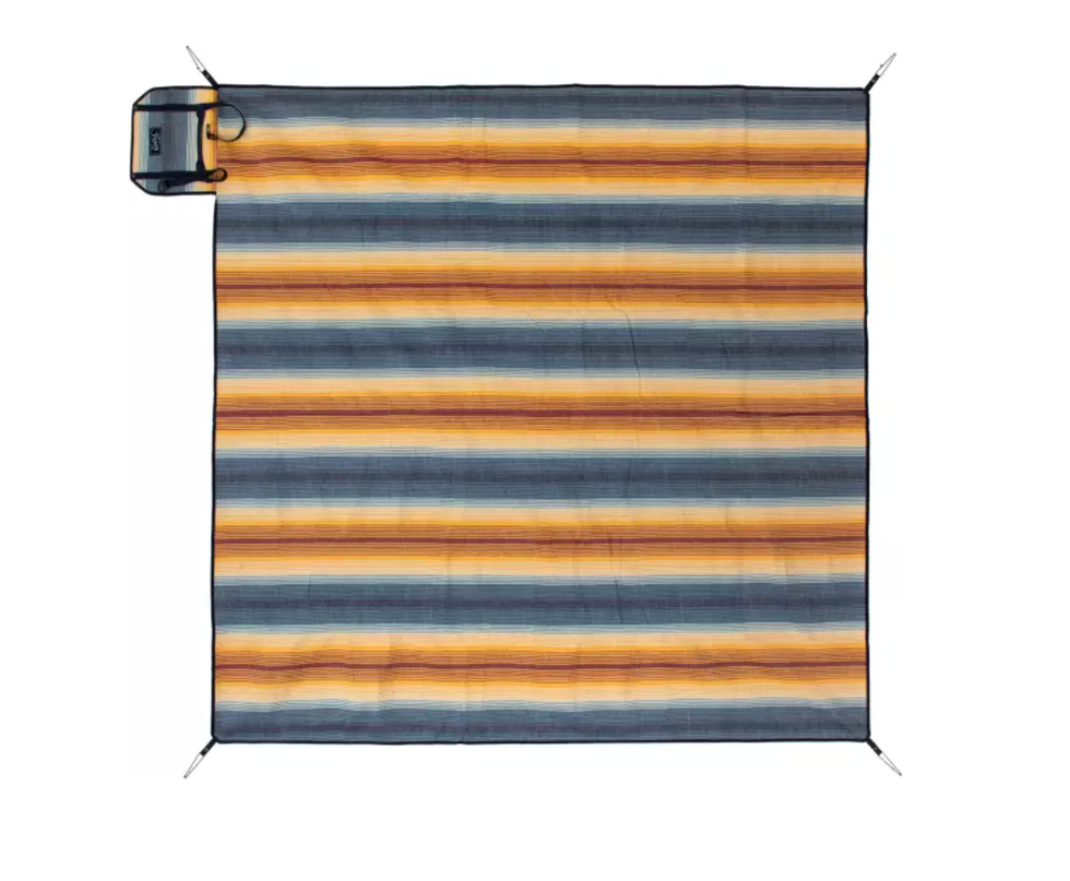 Victory XL Picnic Blanket