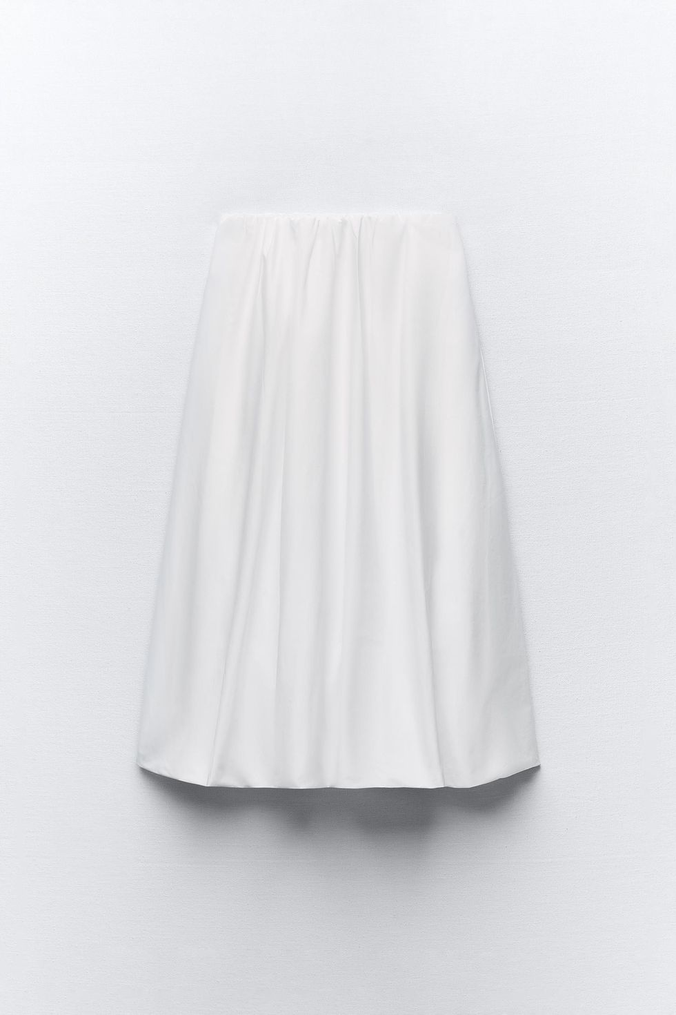 - Falda globo blanca