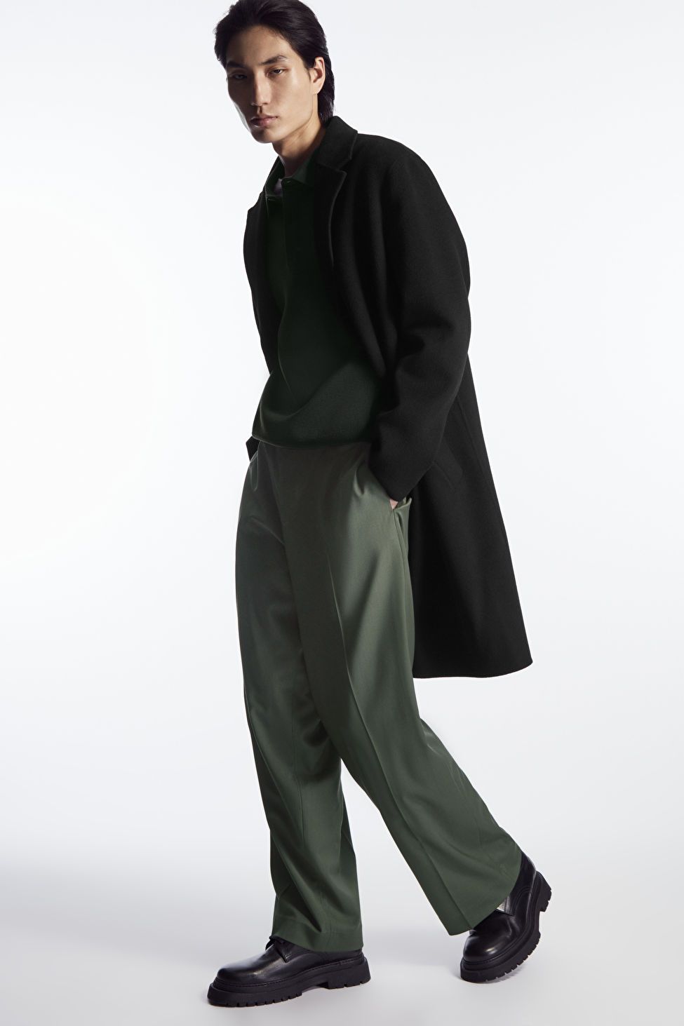STRAIGHT-LEG RELAXED WOOL TROUSERS