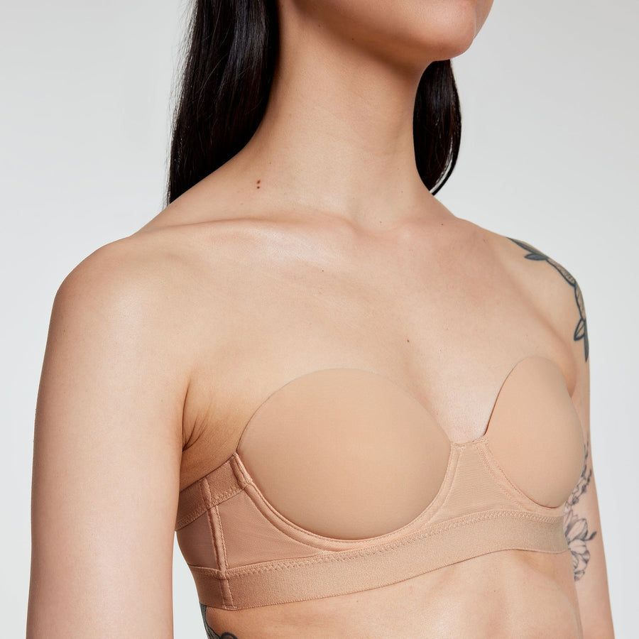 40B – tagged backless bra – bare essentials