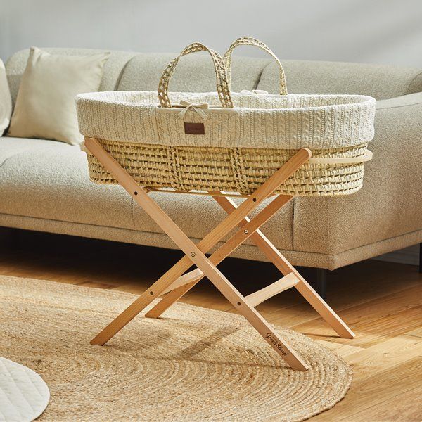 Organic Knitted Moses Basket