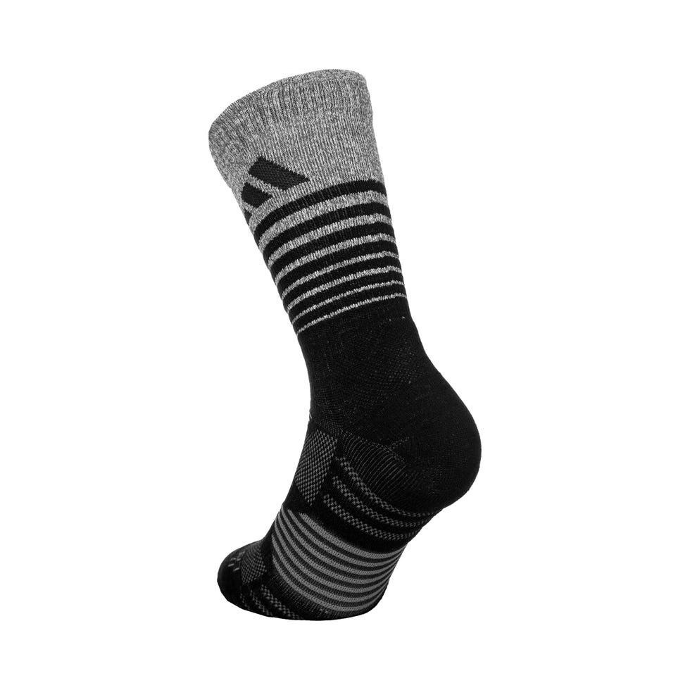 Offerte di Primavera Amazon, i calzini da corsa Adidas