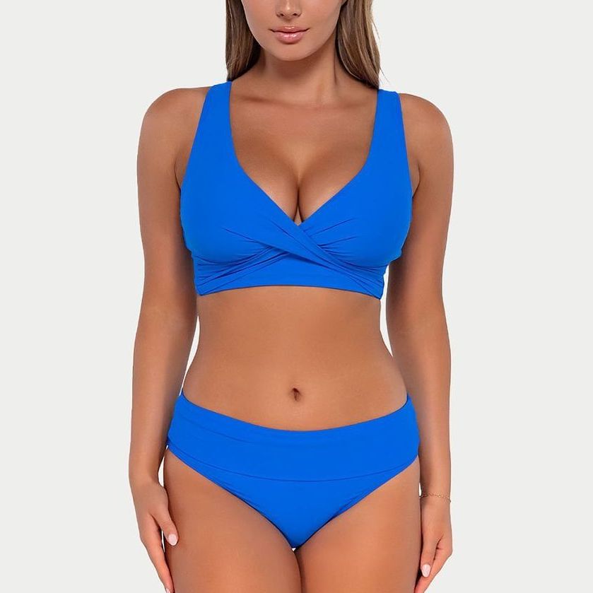 Best Swimsuits For Large Busts In 2024 - Swimwear for Large Breasts