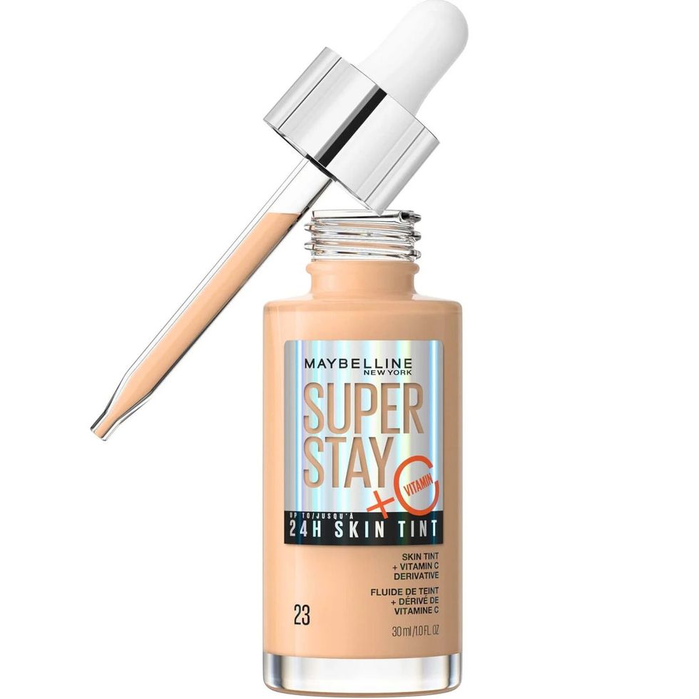 Super Stay up to 24H Skin Tint Foundation + Vitamin C 
