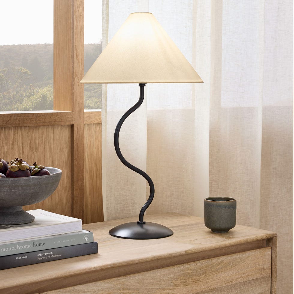 Zigzag Table Lamp