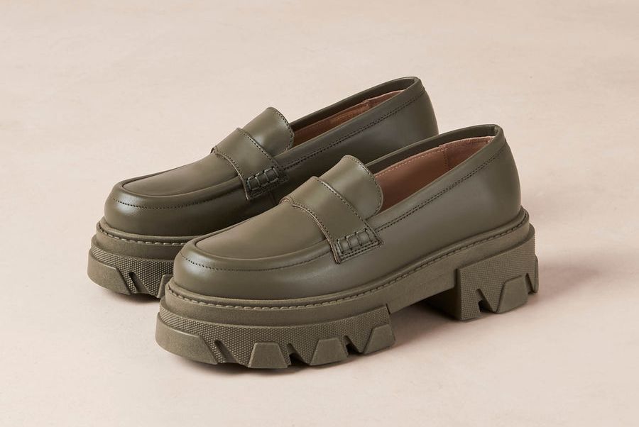 Trailblazer green leather loafers