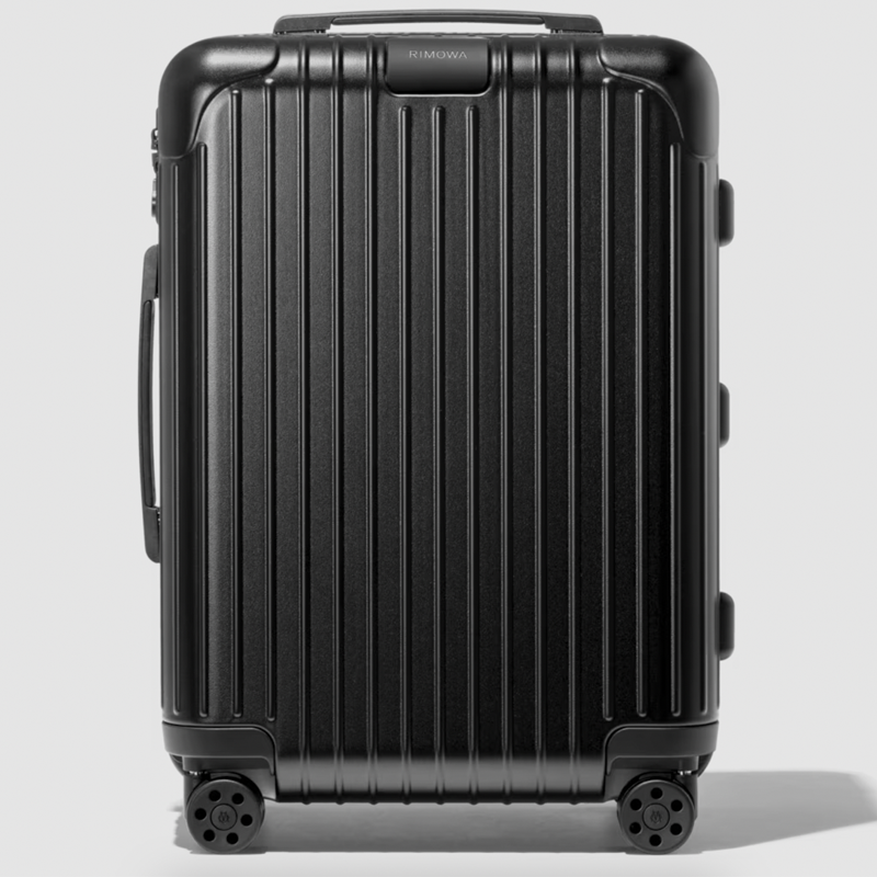 Essential Cabin Lightweight Suitcase