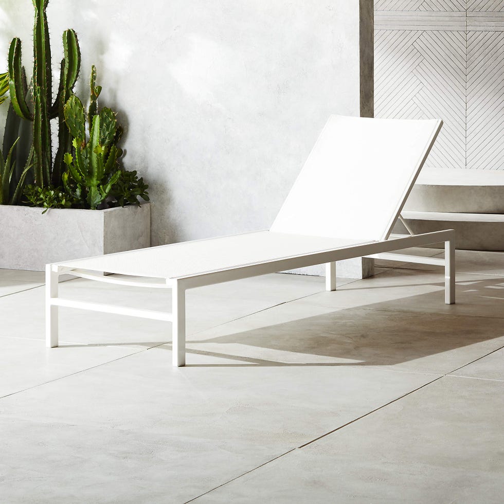 Idle Outdoor Sun Lounger