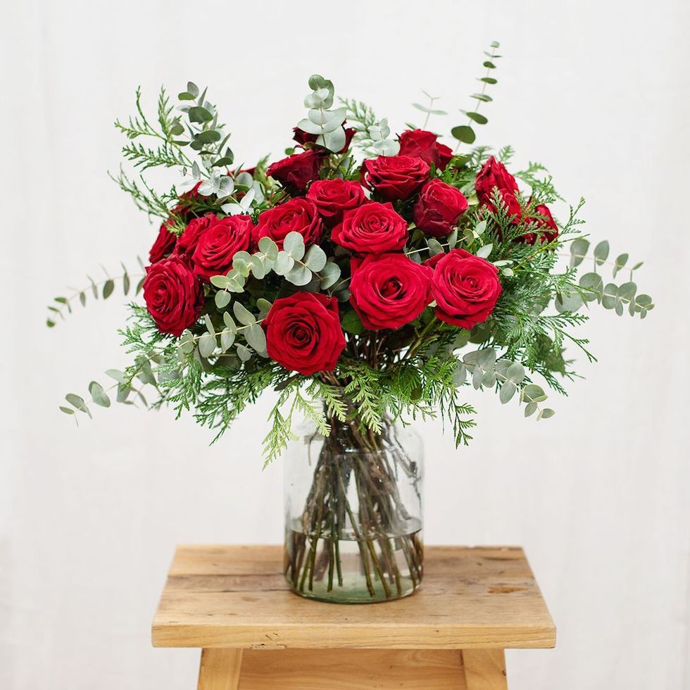 Ramo de 24 rosas rojas XL