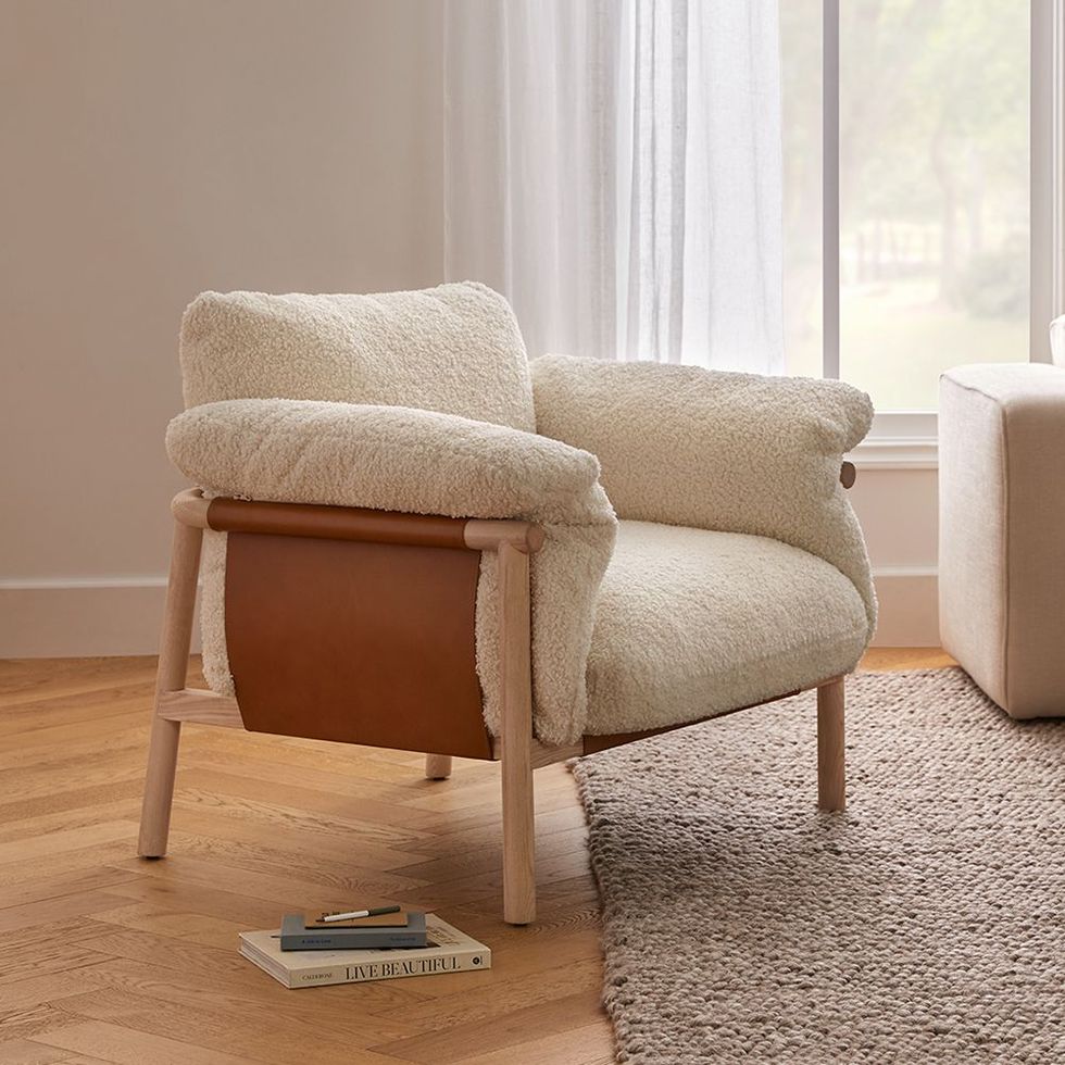 Humelo Shearling Lounge Chair